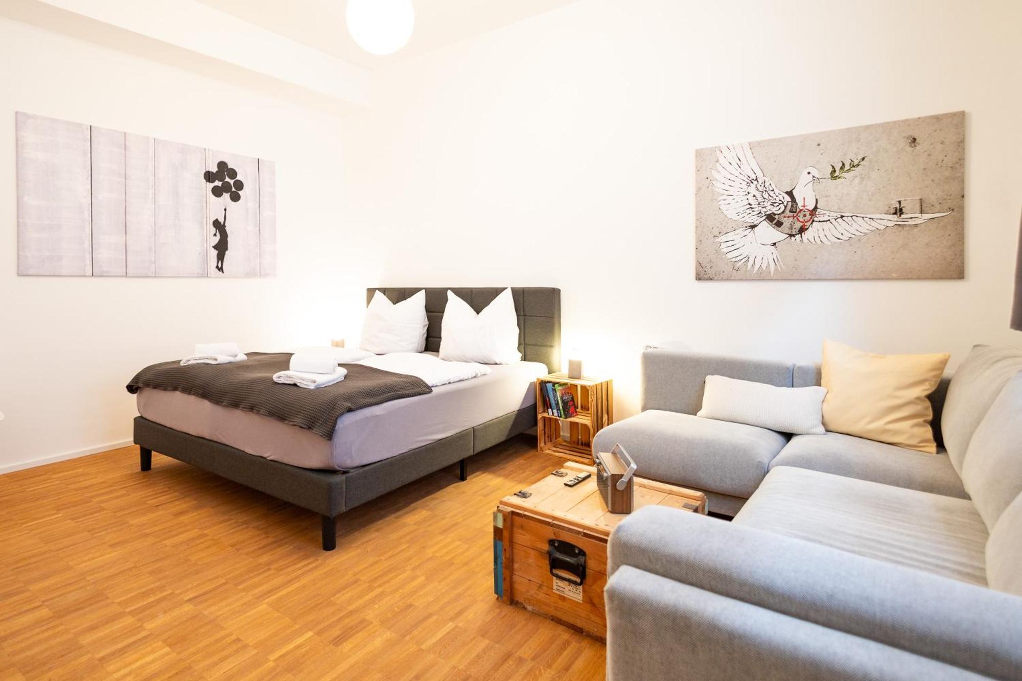 Ko-Living - Beatles Und Banksy Suites & Studios Am Eselsbrunnen - Altstadt - Kueche Halle  Esterno foto