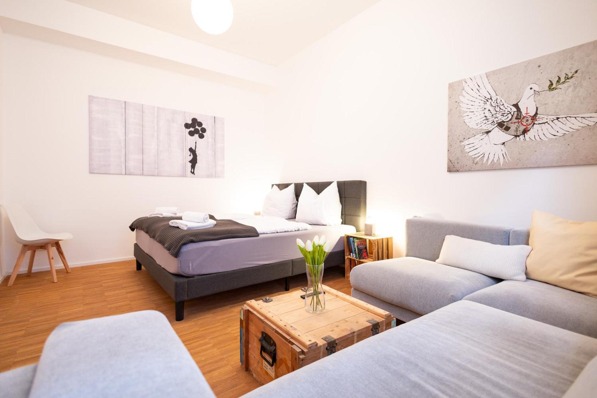 Ko-Living - Beatles Und Banksy Suites & Studios Am Eselsbrunnen - Altstadt - Kueche Halle  Esterno foto