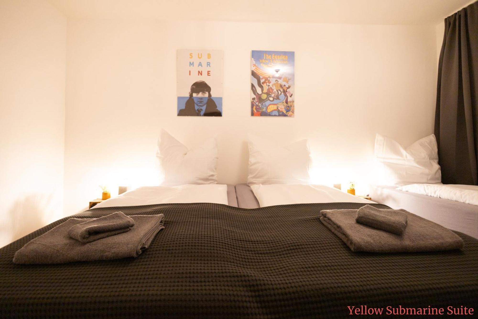 Ko-Living - Beatles Und Banksy Suites & Studios Am Eselsbrunnen - Altstadt - Kueche Halle  Esterno foto